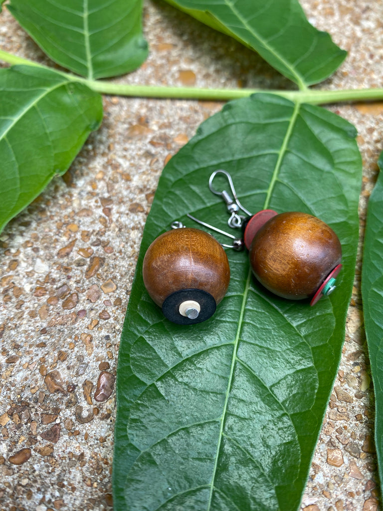 Brown wooden circle earrings